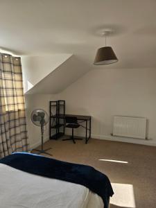 Large Doubleroom Dartford Central-Close toamenities