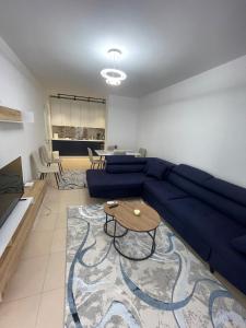 Noema Apartment 5 Maji - A Cosy Stay in Tirana