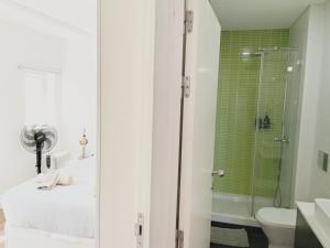 B&J Alfama Sea Lane 3