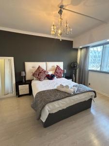 103 Sea Point Retreat