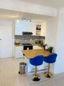 103 Sea Point Retreat