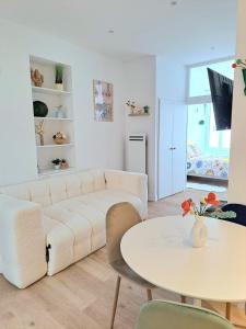 Appartements Au Detour des Sacres -Hypercentre-Boulingrin : photos des chambres