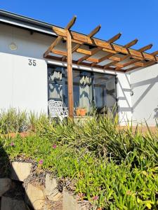 Charming Peaceful Hilton Home