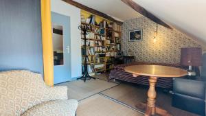 Maisons de vacances Bourg, familial, cour, la Maison d-Ouchet : photos des chambres