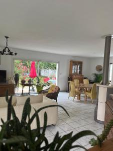 Maisons de vacances Maison arboree style Re proche mer : photos des chambres