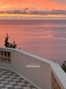 Villas Top Location- Panoramic Villa with Montecarlo Views and Pool : photos des chambres