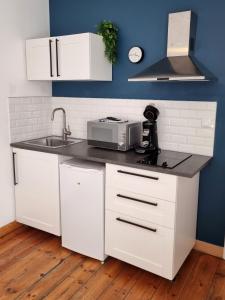 N3 - Charmant Studio Central