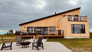 Ten Mile Point Resort