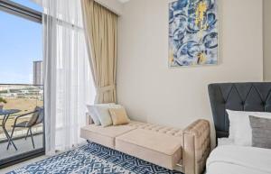 Azizi Riviera , Meydan, Dubai Burj Khalifa view