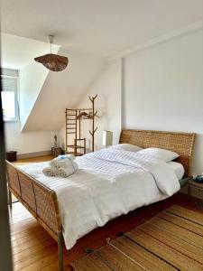 Appartements Loft vintage spacieux - 155 m2 - 4 chambres - Parking, Netflix, Wifi Fibre : photos des chambres