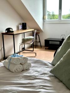 Appartements Loft vintage spacieux - 155 m2 - 4 chambres - Parking, Netflix, Wifi Fibre : photos des chambres