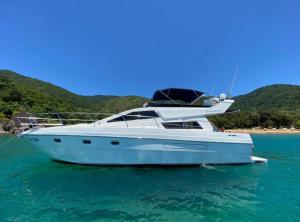 Iate de luxo Intermarine 44 pés