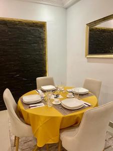 Comfy & cosy 2 bedroom apartment in Mermoz
