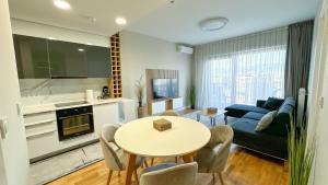 City View 1BR - Central Skopje - Free Parking