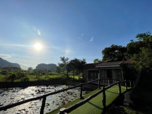 Trang An Lotus Lake Homestay