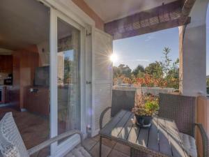 Apartment Matej Tar - One Bedroom Apartment with Balcony