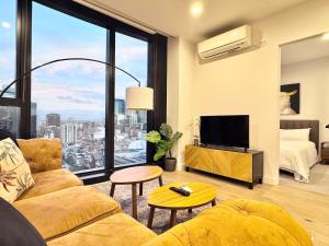 Hidden Gem Amazing 2BR Apt Central Melbourne#38023