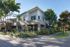 Family-Friendly Home with Alfresco Patio & BBQ