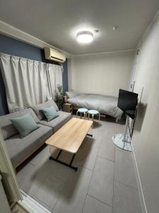 Fuji Hotel Tokyo Hikifune 206