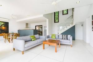 Serene Bay View Villa in Ko Samui - Your Tropical Paradise