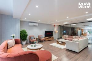 StayVista Residences near Cyber City Hub with Gym & Air Purifier