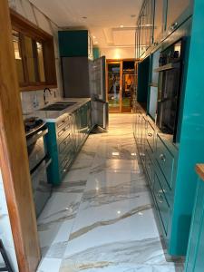 Mansion SP, Heated Pool, PS5, Einstein USP