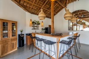 Villa Mirabella - Tropical paradise - 4bdrs villa in Bingin Beach