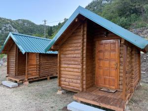 ORAHOVSTICA TRAIL - Glamping