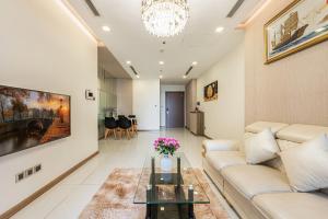 Landmark Apartment City View