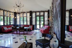 Hotels La Chapelle Saint Martin : photos des chambres