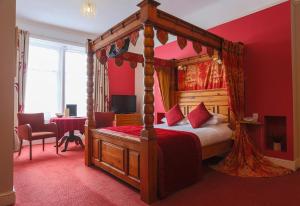 Double Room with Four Poster Bed room in Royal Exeter Hotel