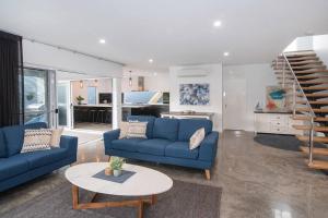 Fantasea- Newly built modern home