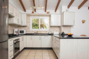 Casa Stella by Aguilarent