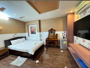 QUEEN CENTRAL HOTEL - BEN THANH MARKEt