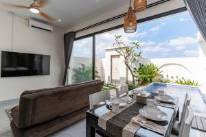 Quiet Escape with Lush Rice Field Views