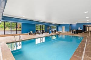 Hampton Inn & Suites Grove City