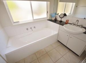 Sandpiper 8 - Close to Town and Beach