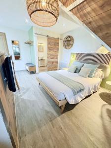 B&B / Chambres d'hotes Escale en Avesnois : Chambre Double