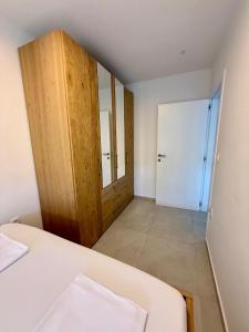 Aenona beach apartment