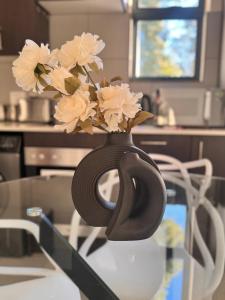 2 Bed in Gorgeous Golf Estate