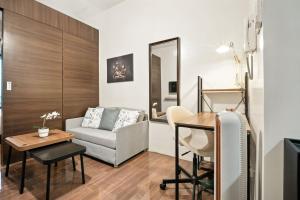 Makati 1BR with Skyline View at Air Residences