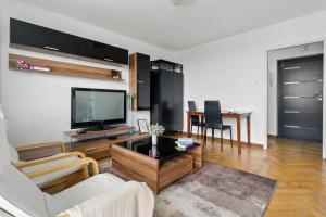 Batorego by Solarento