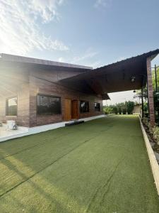 Greenwood Farm And Lawn -Bijwasan I Near Delhi Airport I 87oo2o5865