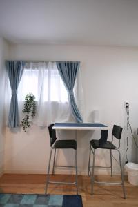 BRT103 Ikebukuro Station Double Apartment in a Busy Business District, Yamanote Line and 8 Subway Lines Direct to Shinjuku, Shibuya, Ginza, Akihabara, Fully Equipped