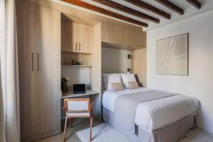 Maisons de vacances Elegant AC Studio 2P – Paris 16ᵗʰ Trocadero : Maison de Vacances