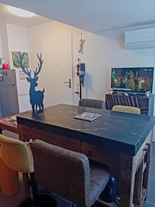 Appartements T2 avec jardin Chalet d-Autun : photos des chambres