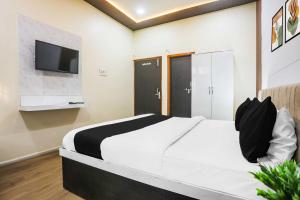 Hotel O Varanasi Sant Ravidas Smarak Park