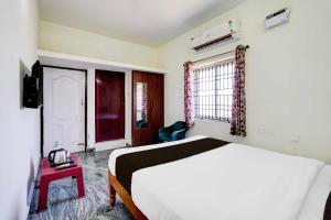 Hotel O Chennai Karanai Main Road