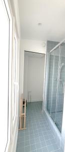 Maisons de vacances Maison chaleureuse a Paris ! : Maison 6 Chambres