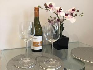 Cosy Loft Retreat off Vibrant Mill Road and minutes from station